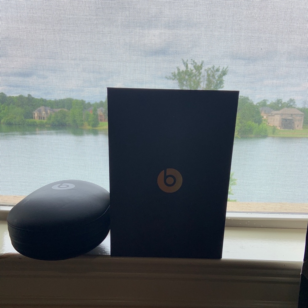 Wireless beats